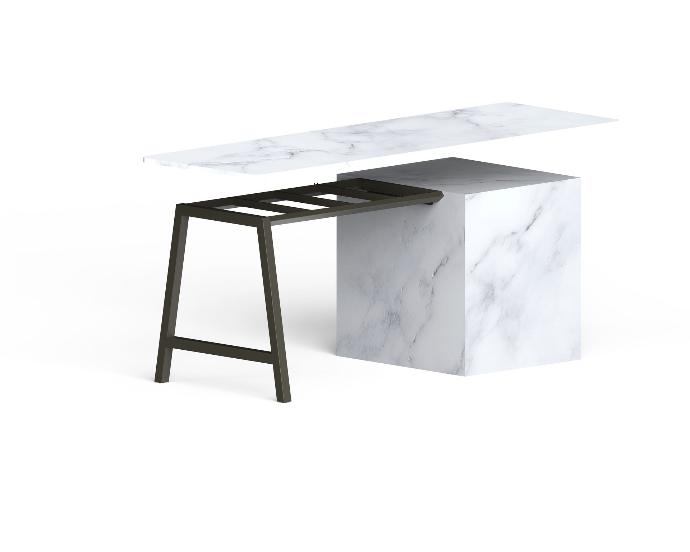 ATELIER. Demi table sur mesure avec vérins de réglage (+/- 5mm)